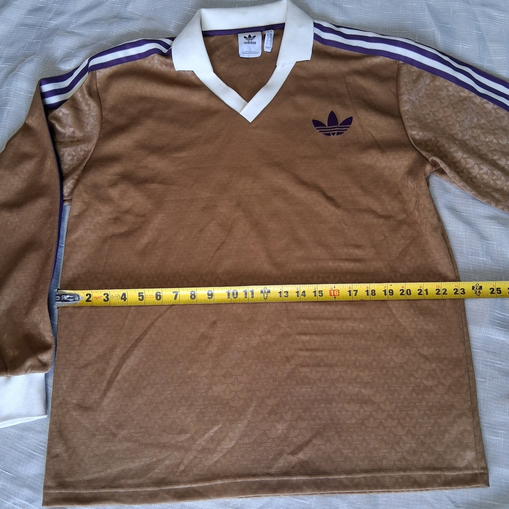 Adidas Tan V-Neck Shirt with Purple Stripes - Picture 4 of 8